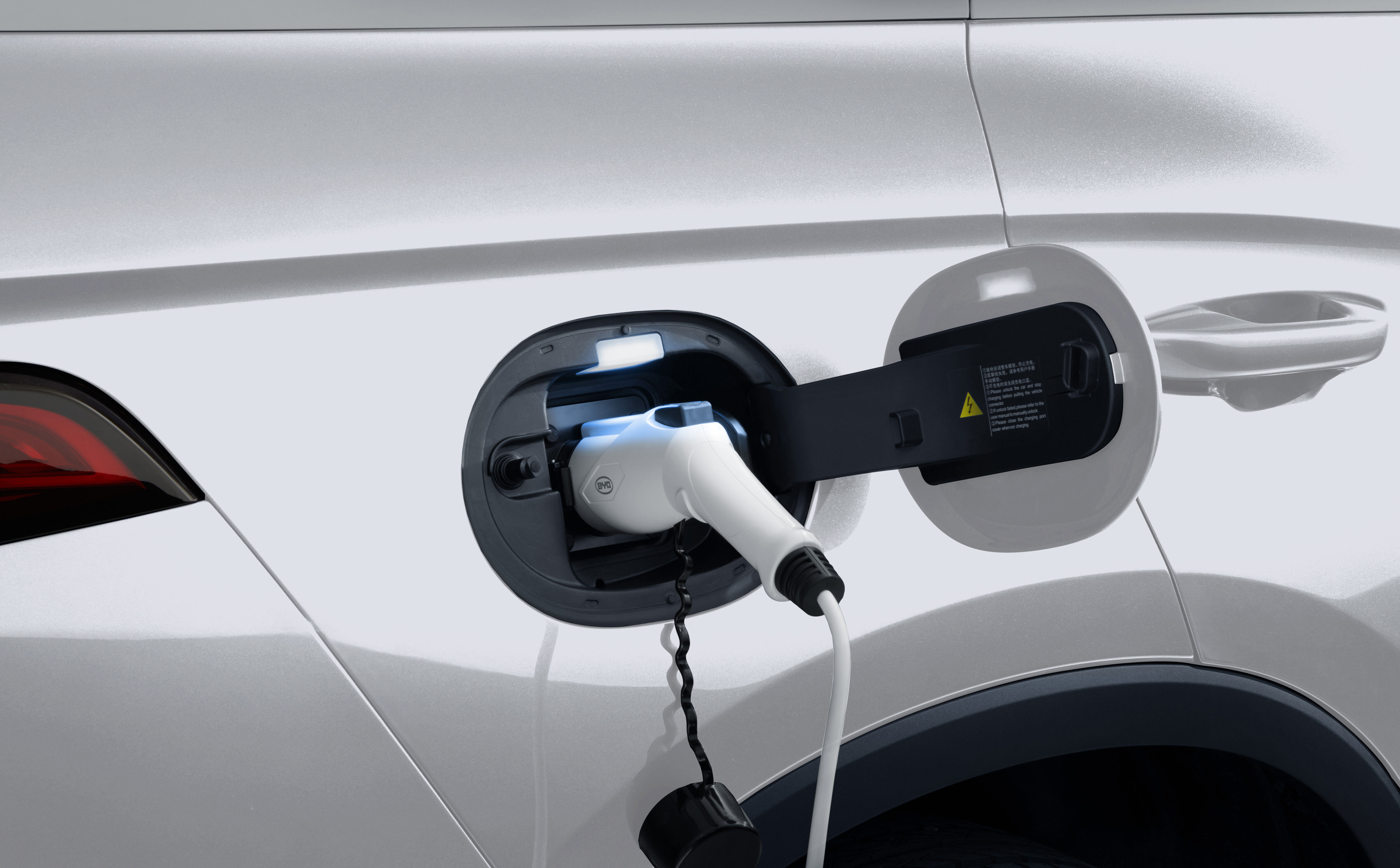 Le premier groupe motopropulseur électrique « 8 en 1 » au monde produit en série
